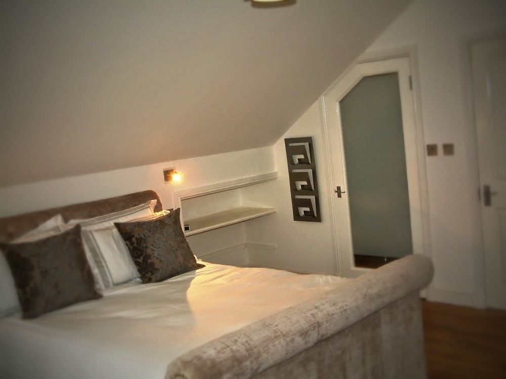 Fifty One And A Half Boutique B&B คลิเธอโร ภายนอก รูปภาพ