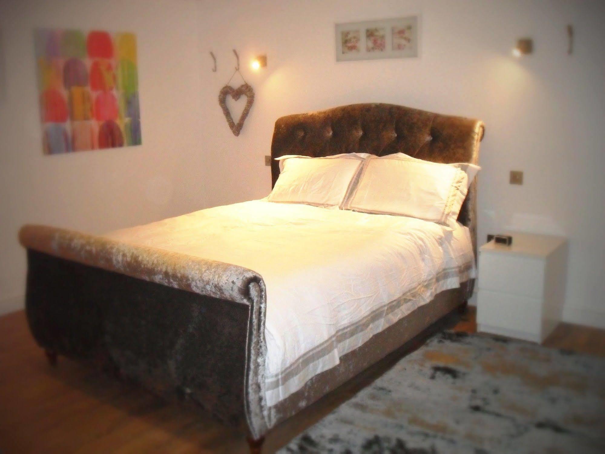 Fifty One And A Half Boutique B&B คลิเธอโร ภายนอก รูปภาพ